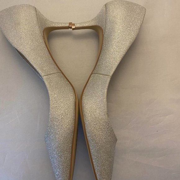 NEW Bridal / Wedding Jewel Badgley Mischka Silver Glitter Kitten Heels Sz 10 - Picture 7 of 13
